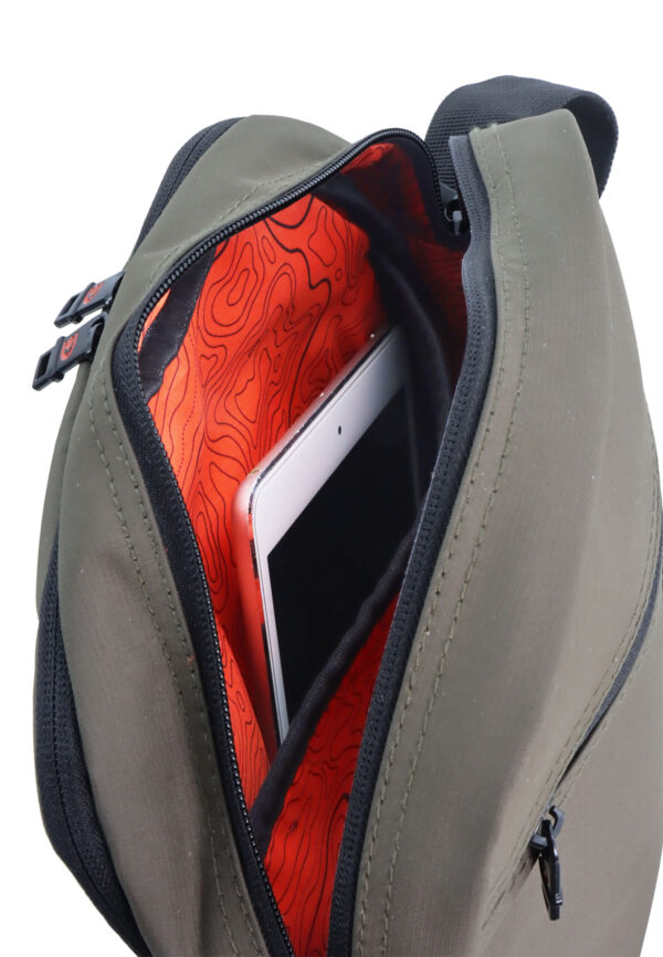 Shoulder bag with flap khaki (Geyser)
